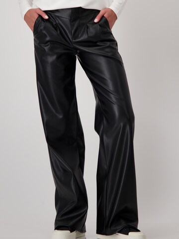 monari Loosefit Hose in Schwarz: Vorderseite