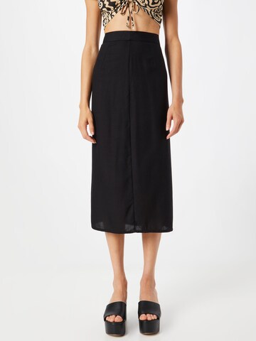 Monki Skirt in Black: front