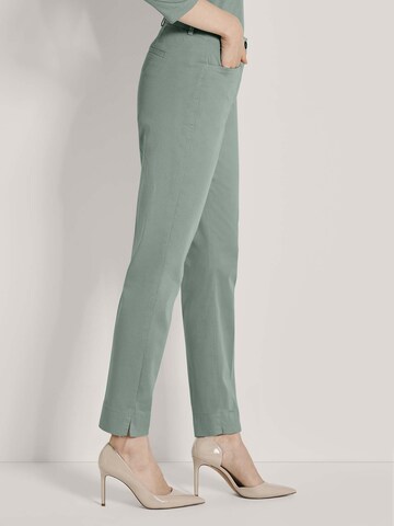 MADELEINE Slim fit Chino trousers in Green