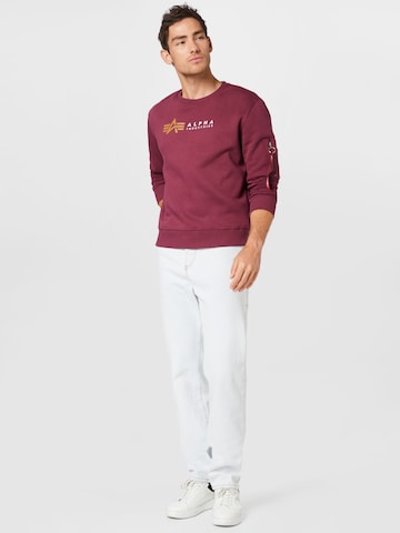 ALPHA INDUSTRIES Sweatshirt in Rood