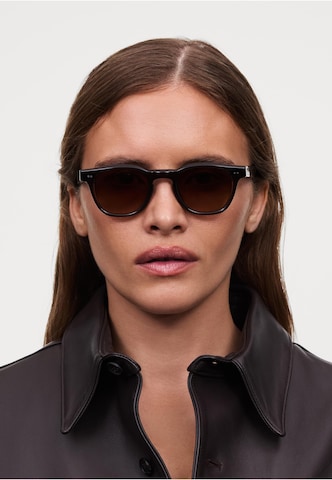 CHIMI Sonnenbrille in Braun: Vorderseite