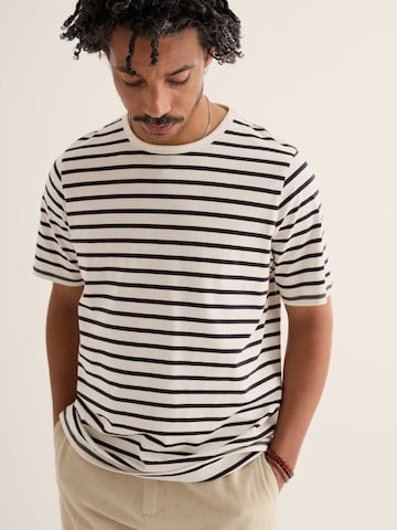 Maglietta 'Seven Seas Sailor' di Seasalt Cornwall in bianco: frontale