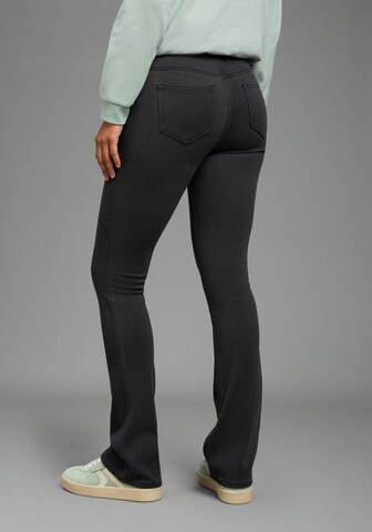 ARIZONA Flared Jeggings in Black