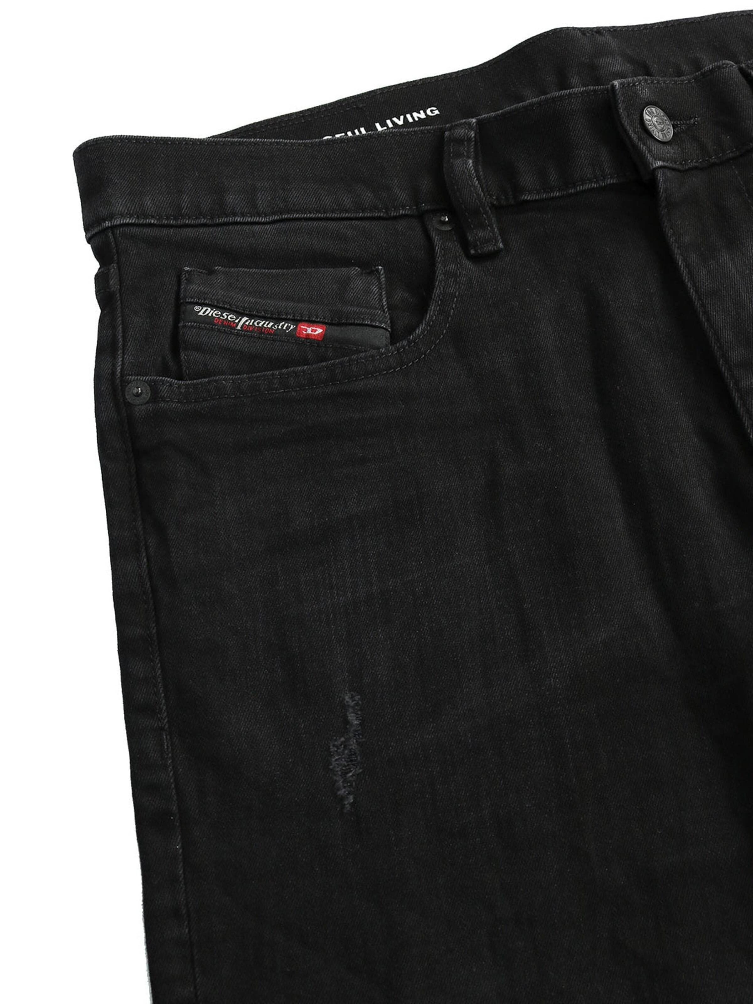 DIESEL Slimfit Džíny 'D-STRUKT' – černá