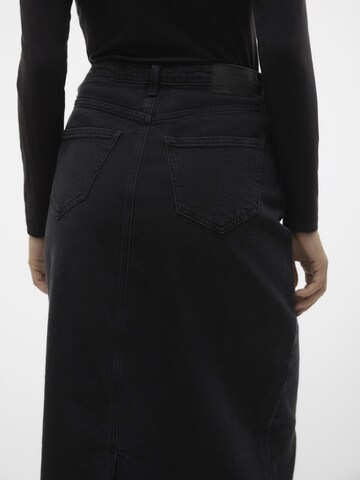 VERO MODA Skirt in Black
