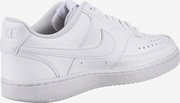 Baskets basses 'Court Vision Next Nature' Nike Sportswear en blanc