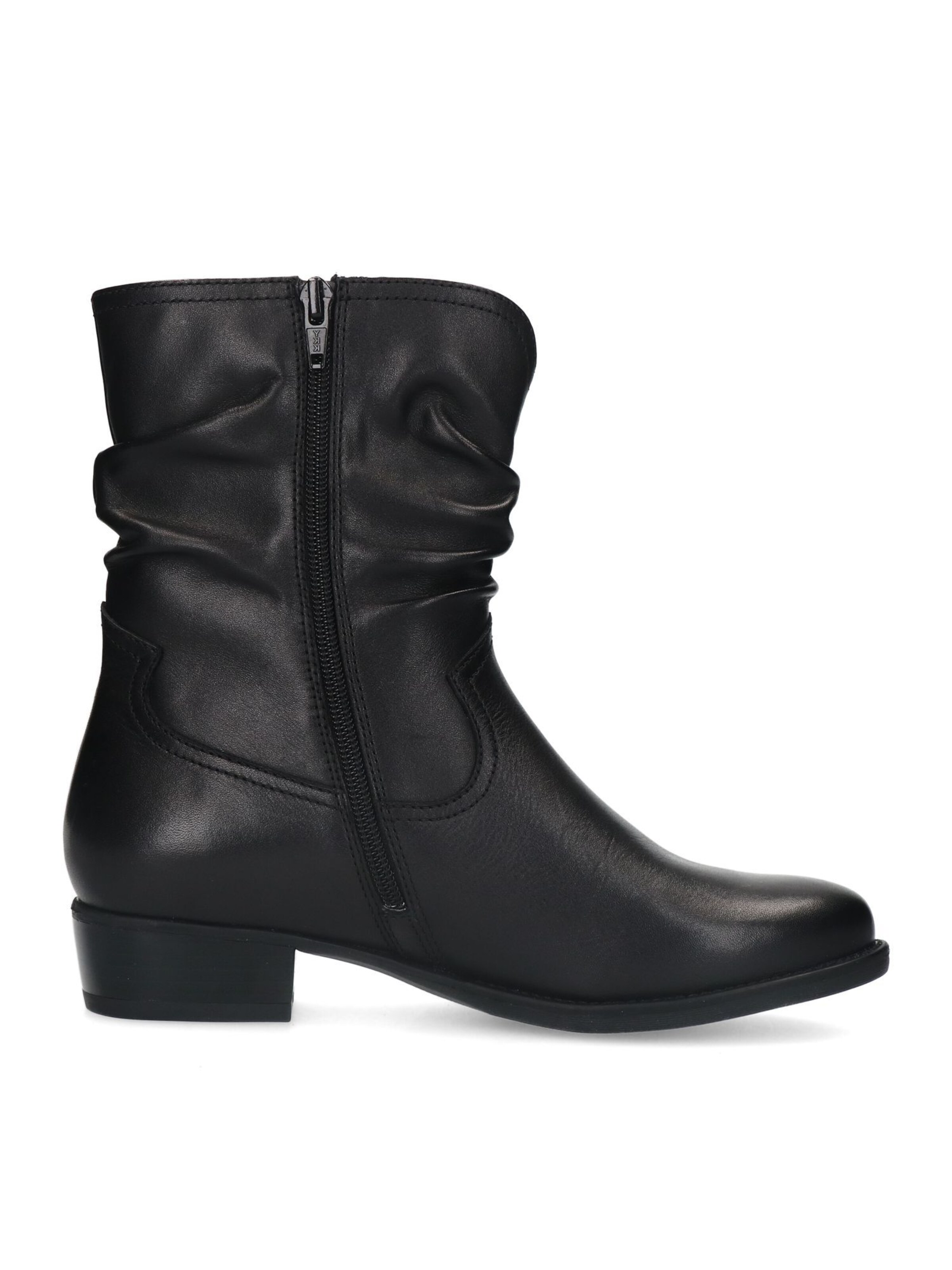 MANFIELD Ankle Boots in Black