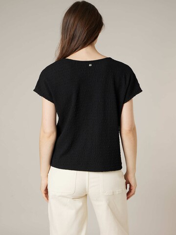 T-shirt 'Kamili' Deeluxe en noir