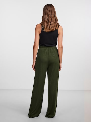 Loosefit Pantalon PIECES en vert