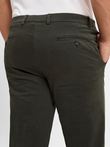 Finshley & Harding London Slim fit Chino trousers ' Kyle ' in Green