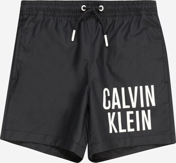 Calvin Klein Swimwear Badshorts i svart: framsida