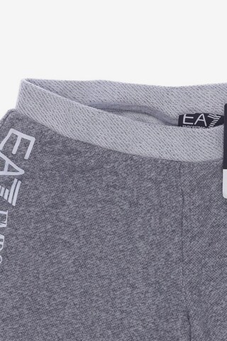 EA7 Emporio Armani Shorts XS in Grau