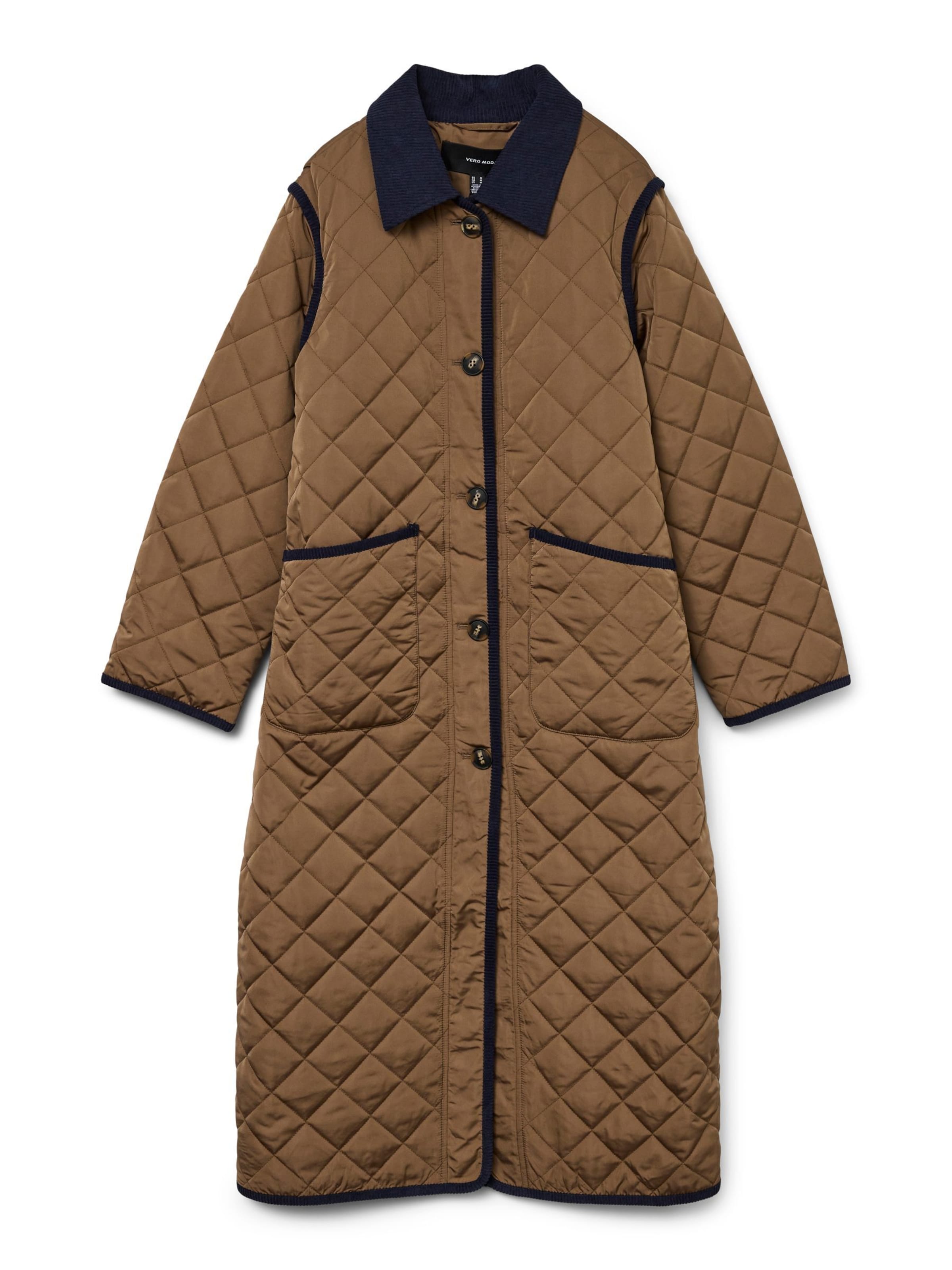 Vero Moda Curve Winterjas in Groen: voorkant