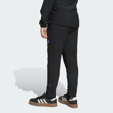 Regular Pantalon de sport 'Manchester United Tiro 25 Competition' ADIDAS PERFORMANCE en noir