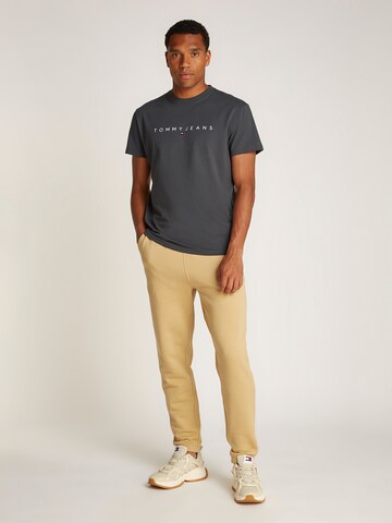 Tommy Jeans Shirt in Grey