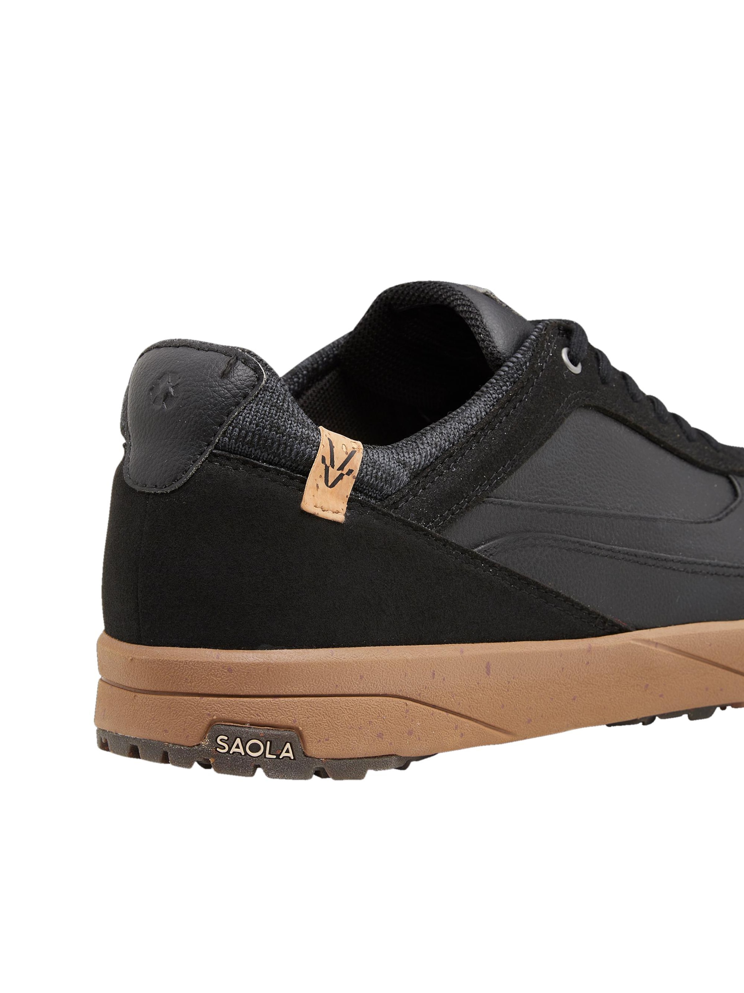 SAOLA Platform trainers 'Quito Waterproof M Black' in Black