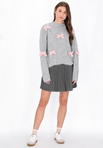 MYMO Širok pulover | siva barva