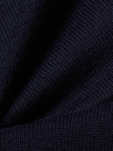 Finshley & Harding Sweater in Blue