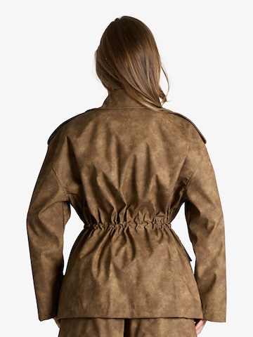 Giacca di mezza stagione di HAVE ONE in beige