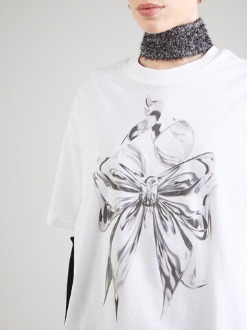 GUESS Tričko - Biela