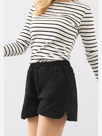Bolongaro Trevor Loosefit Shorts 'Tracie' in Schwarz
