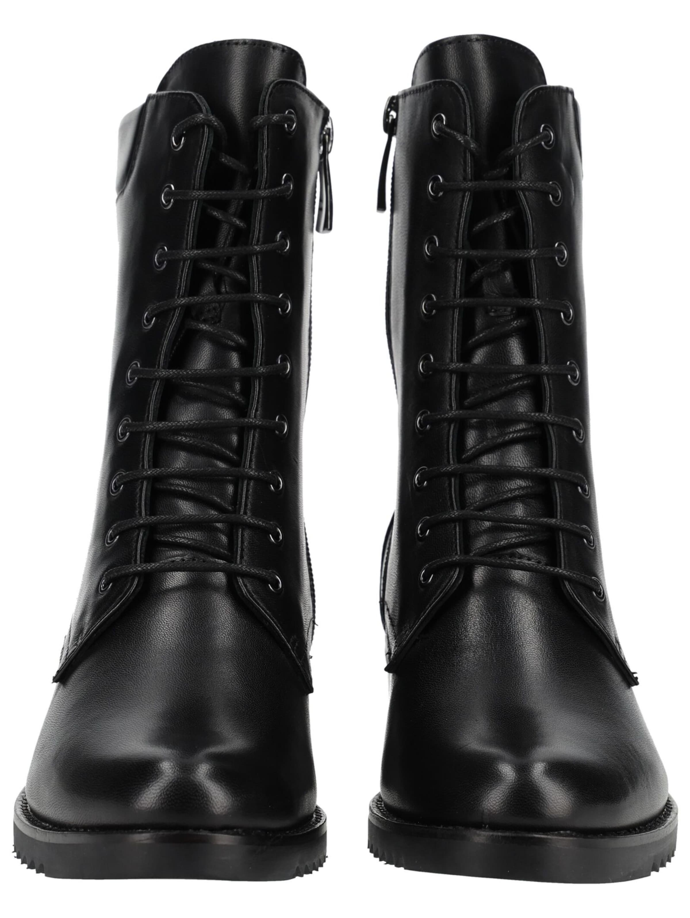 Everybody Lace-Up Ankle Boots in Black