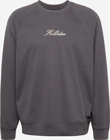 Sweat-shirt 'APAC EXCLUSIVE' HOLLISTER en gris : devant