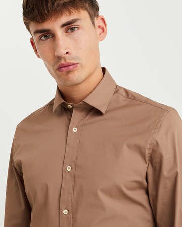 WE Fashion Slim fit Button Up Shirt in Brown
