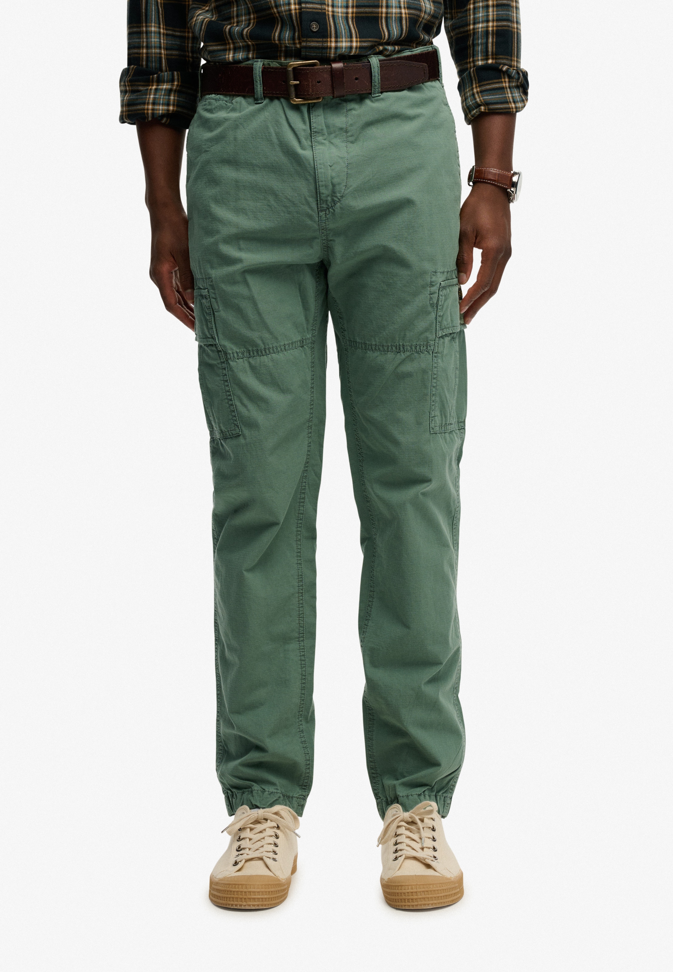 Superdry & Co Regular Hose in Grün