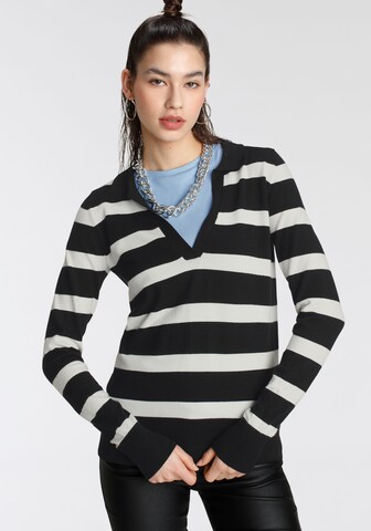 Tamaris Sweater in Black: front