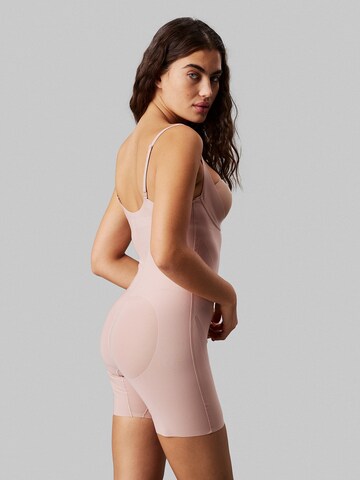 Body modelant Calvin Klein en rose