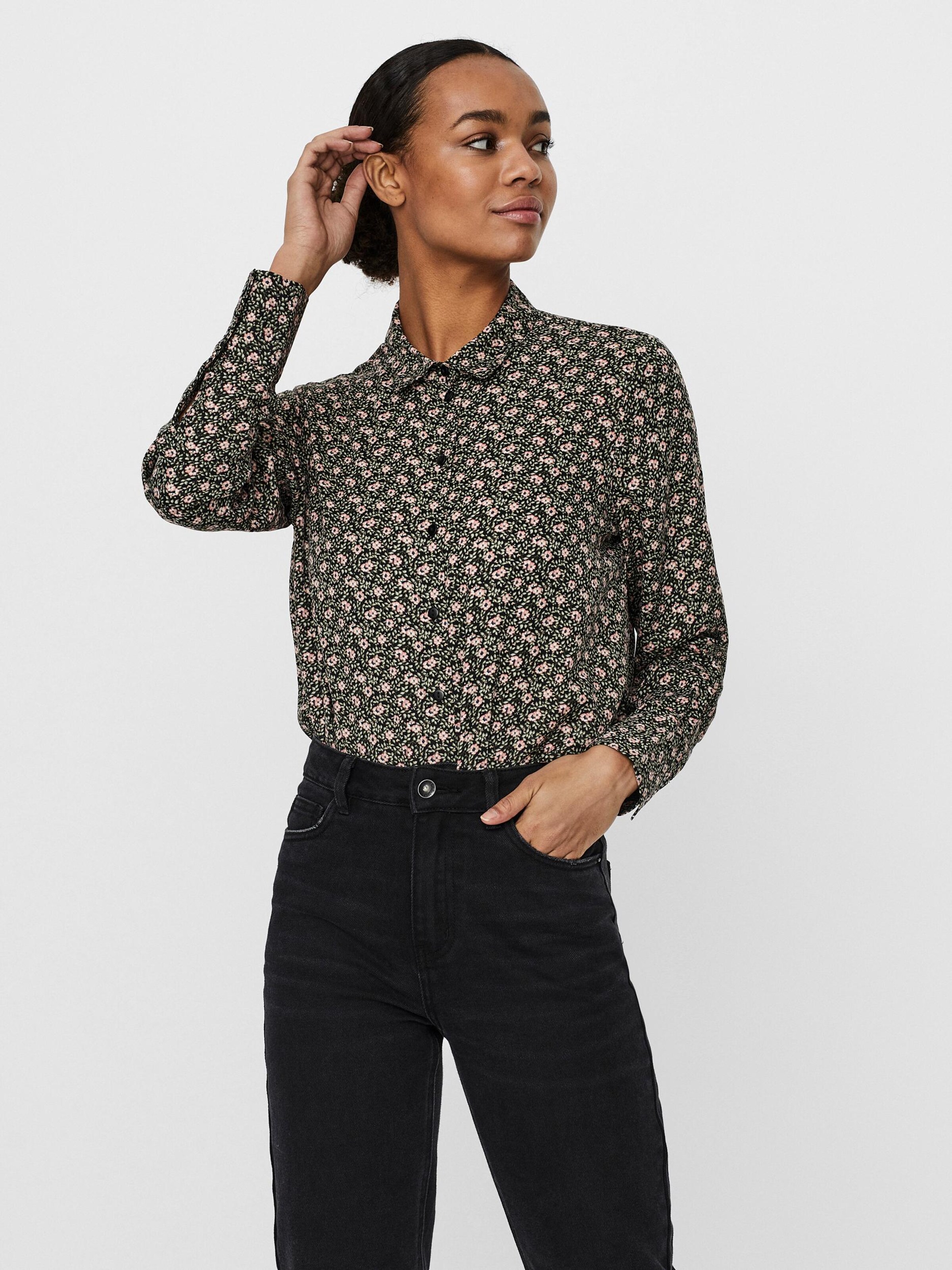 Frauen Blusen & Tuniken VERO MODA Bluse 'Isa' in Schwarz - XF40207 Frauen Blusen & Tuniken VERO MODA Bluse 'Isa' in Schwarz - XF40207