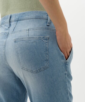 BRAX Slim fit Pleated Jeans 'Merrit' in Blue