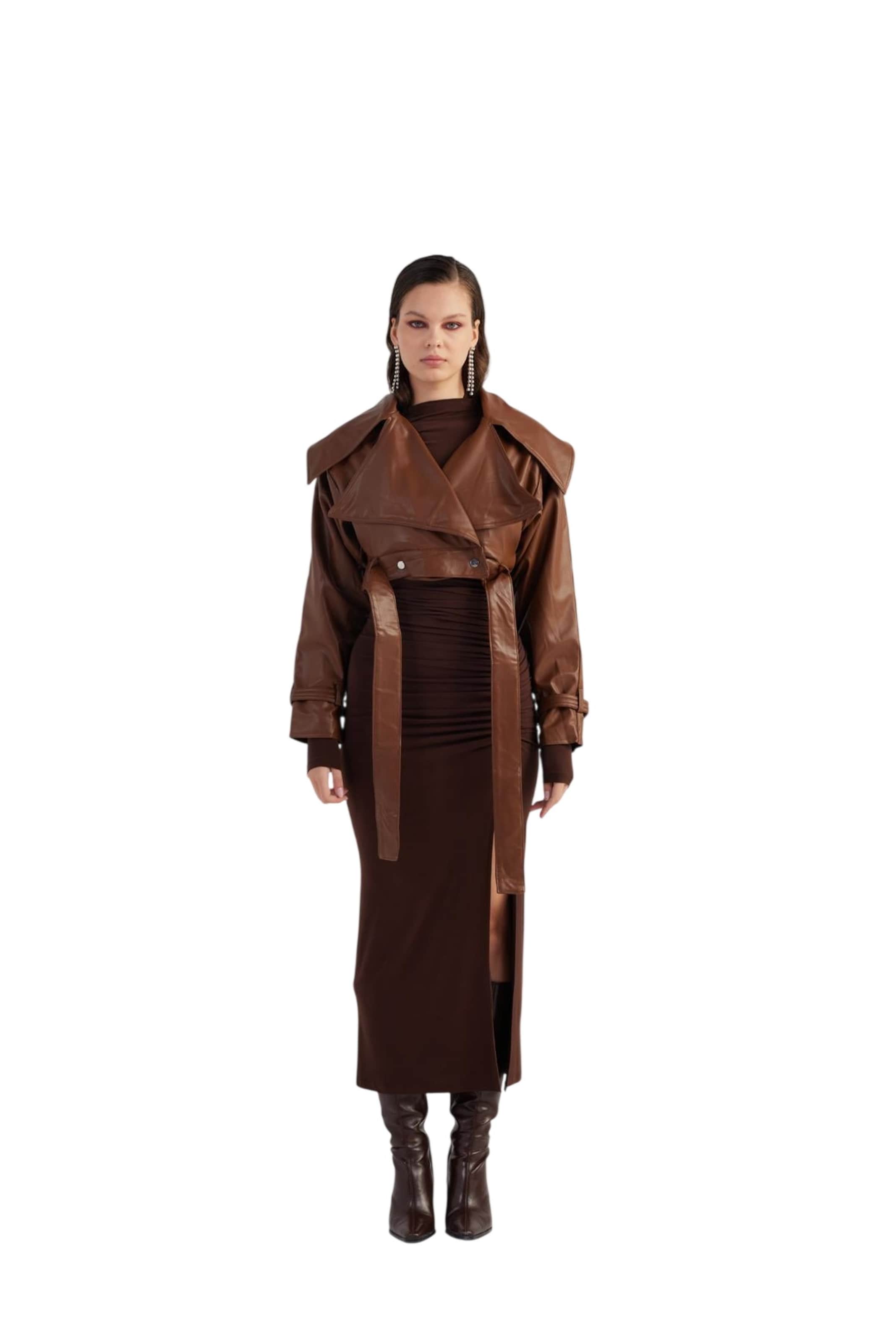HOLLY LOLLY Between-Season Jacket in Brown