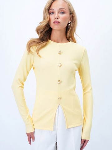 Trend Alaçatı Stili Футболка в Желтый: спереди