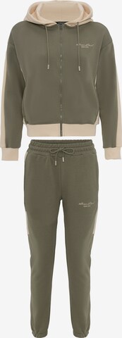 Tom Barron Tracksuit in Green: front