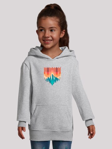 F4NT4STIC Sweatshirt 'Berg Sonnenuntergang' in Grijs: voorkant