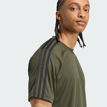 ADIDAS PERFORMANCE Funktionsshirt 'Train Essentials' in Grün