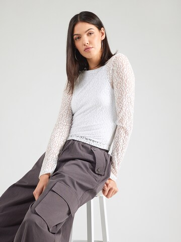 ABOUT YOU Póló 'Charleen' - fehér