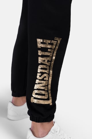 LONSDALE Tapered Broek 'Kerrysdale' in Zwart
