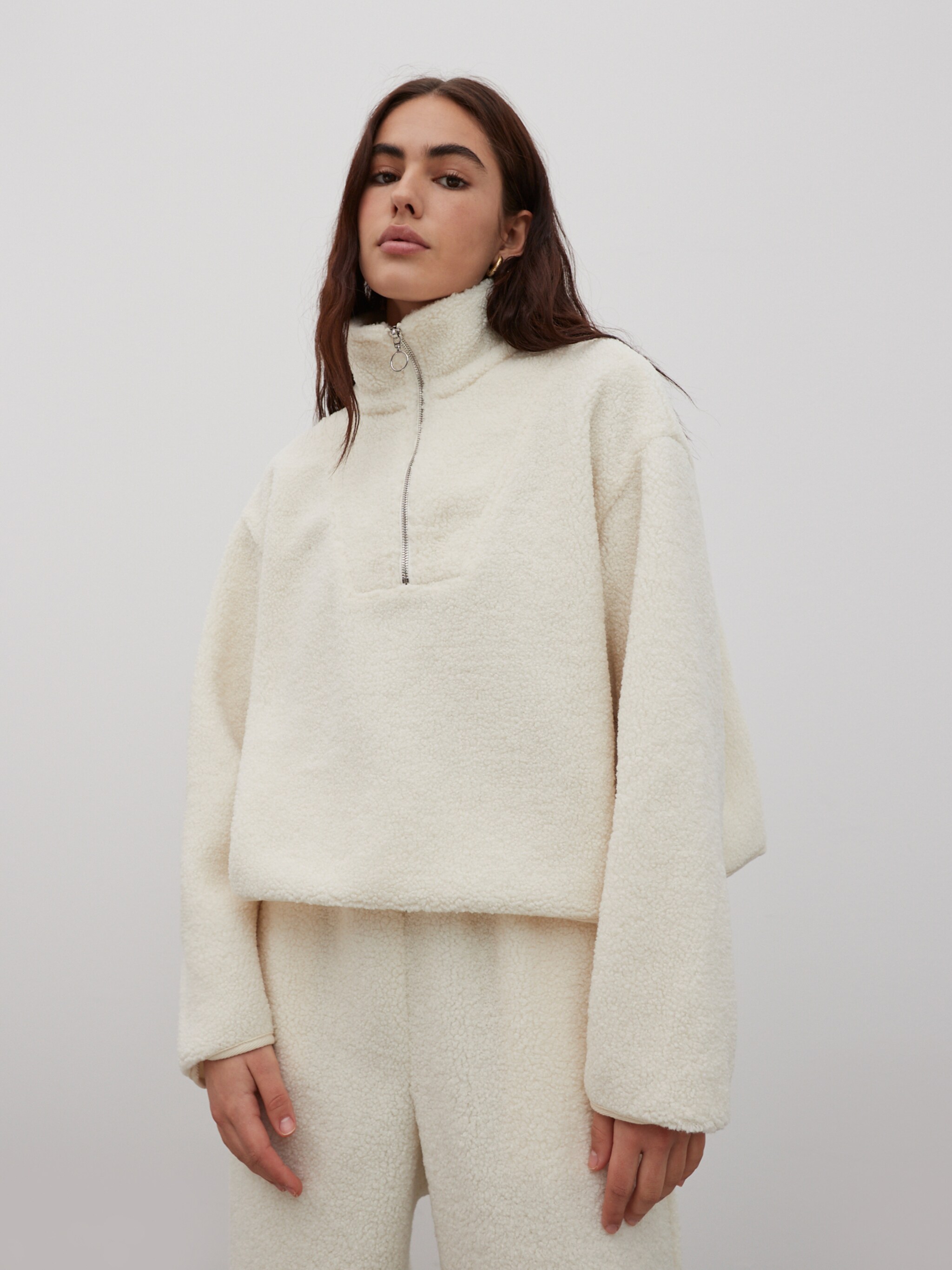 EDITED Produits Sweat-shirt 'Elmina' beige