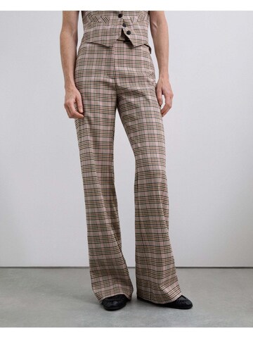 Scalpers Regular Broek in Roze