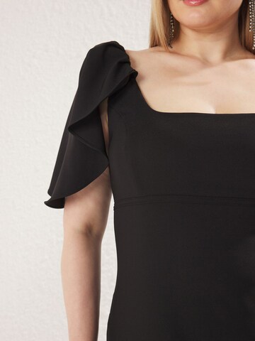 Robe de soirée Trendyol Curve en noir