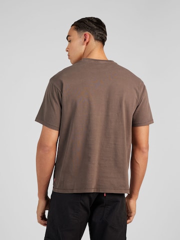 T-Shirt 'RED TAB' LEVI'S ® en marron