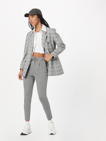 Coupe slim Pantalon à pince 'Poptrash' ONLY en gris