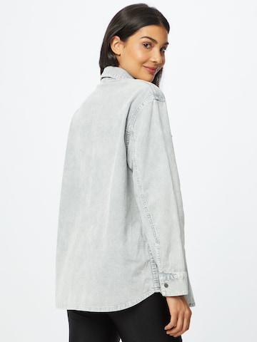 WEEKDAY Bluse 'Kelly' in Grau