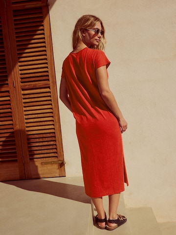 Next Zomerjurk in Rood