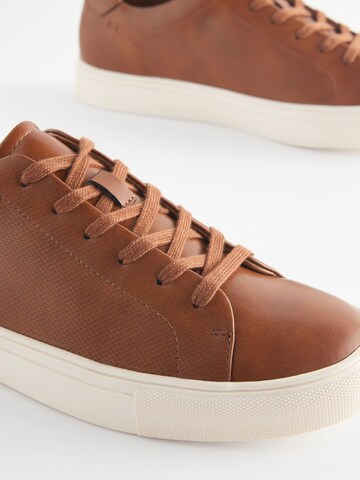 Sneaker bassa di Next in marrone