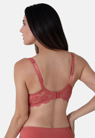 sassa T-shirt Bra 'Classic Lace' in Red