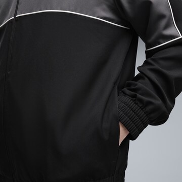 PUMA Tracksuit in Black